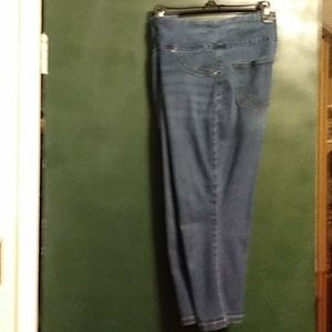 Woman's jeans Capri